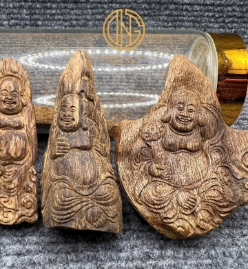 MẶT DI LẠC ĐỤC TAY