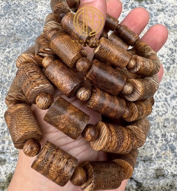 VÒNG TRẦM TỰ NHIÊN ĐỐT TRÚC 
