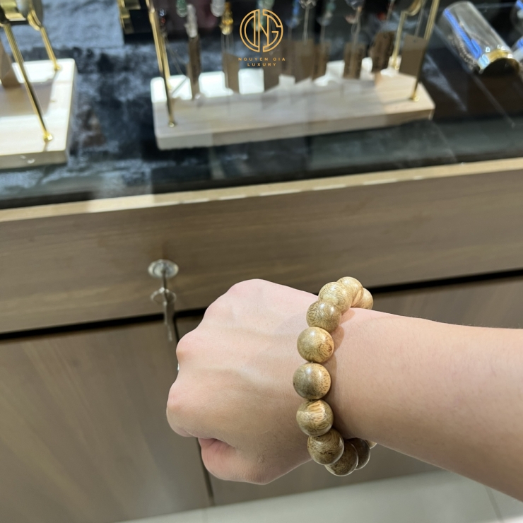 VÒNG TRẦM TỰ NHIÊN 14L - MÃ 1