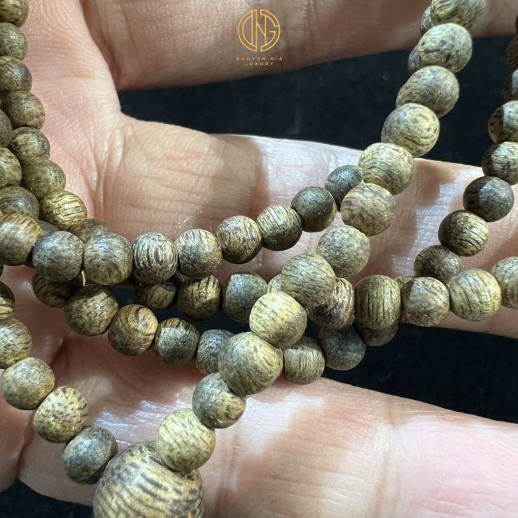 VÒNG TRẦM NÚT TỰ NHIÊN 216 4L