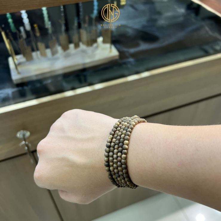 VÒNG TRẦM NÚT TỰ NHIÊN 216 4L