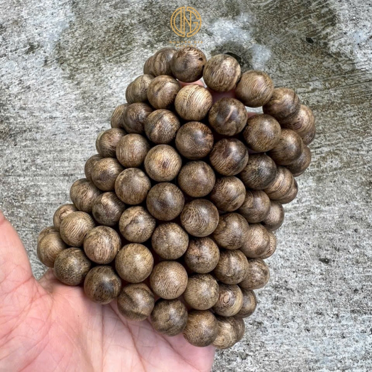 VÒNG TRẦM TỰ NHIÊN 12L - MÃ 4