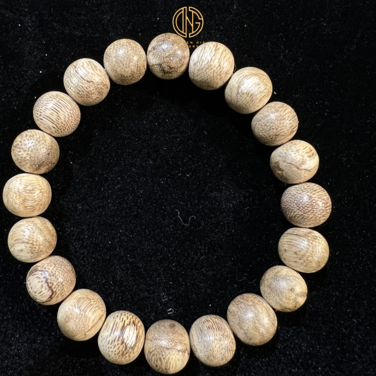 VÒNG TRẦM TỰ NHIÊN 10L - MÃ 1