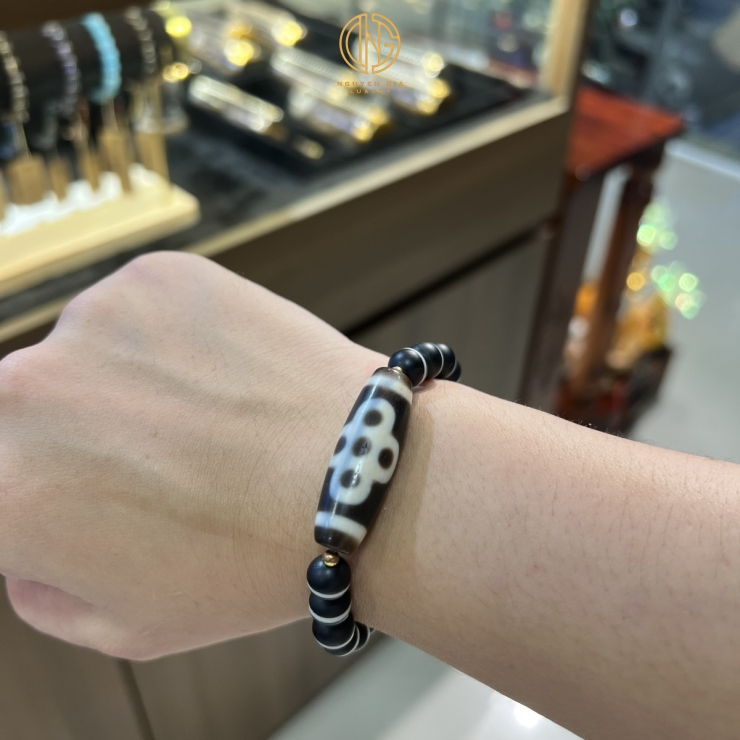 VÒNG DZI HOA MAI - SẤM SÉT